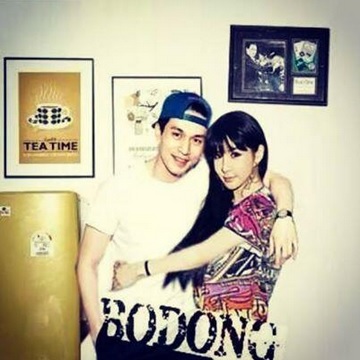 Lee Dong-Wook with rumored girlfriend Park Bom